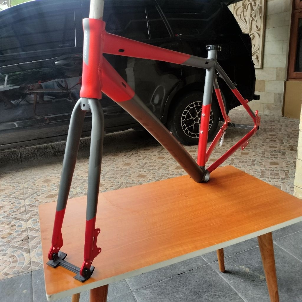 Frameset Roadbike Element FRC 38 frame alloy fork hiten discbrake Inner cable warna hitam orange siz