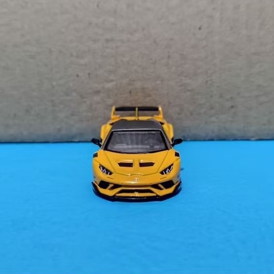 Mini GT LB Works Lamborghini Huracan GT Giallo Auge