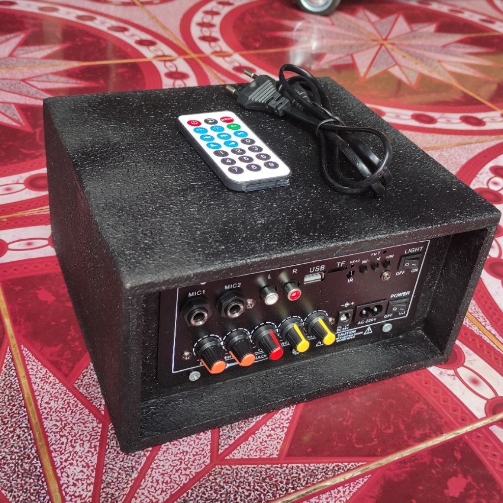 Power amplifier miniatur