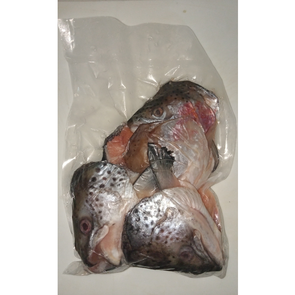 

Kepala salmon belah 1kg