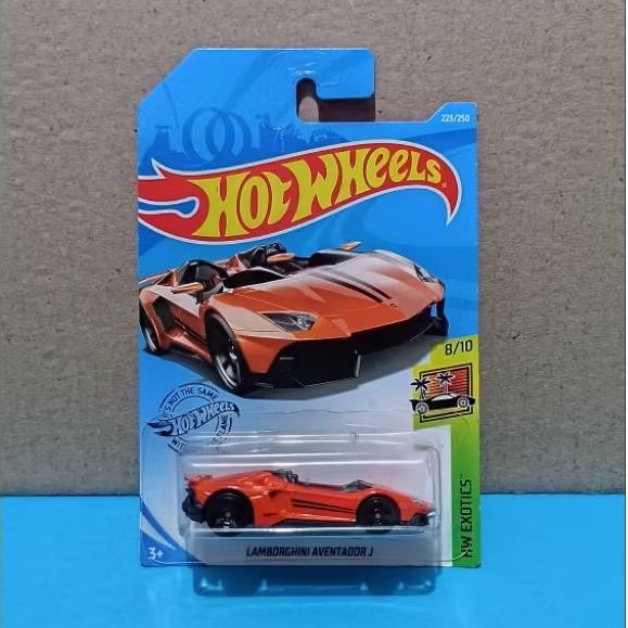 Hot Wheels Lamborghini Aventador J Orange