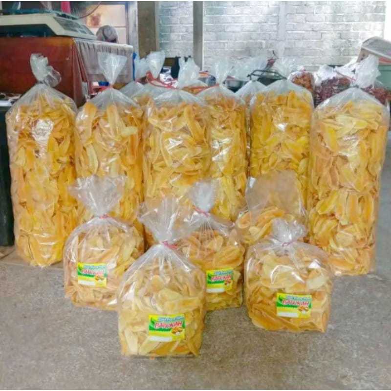 

KRIPIK PISANG ASIN RASA KHAS PEDESAAN masih asli rasanya