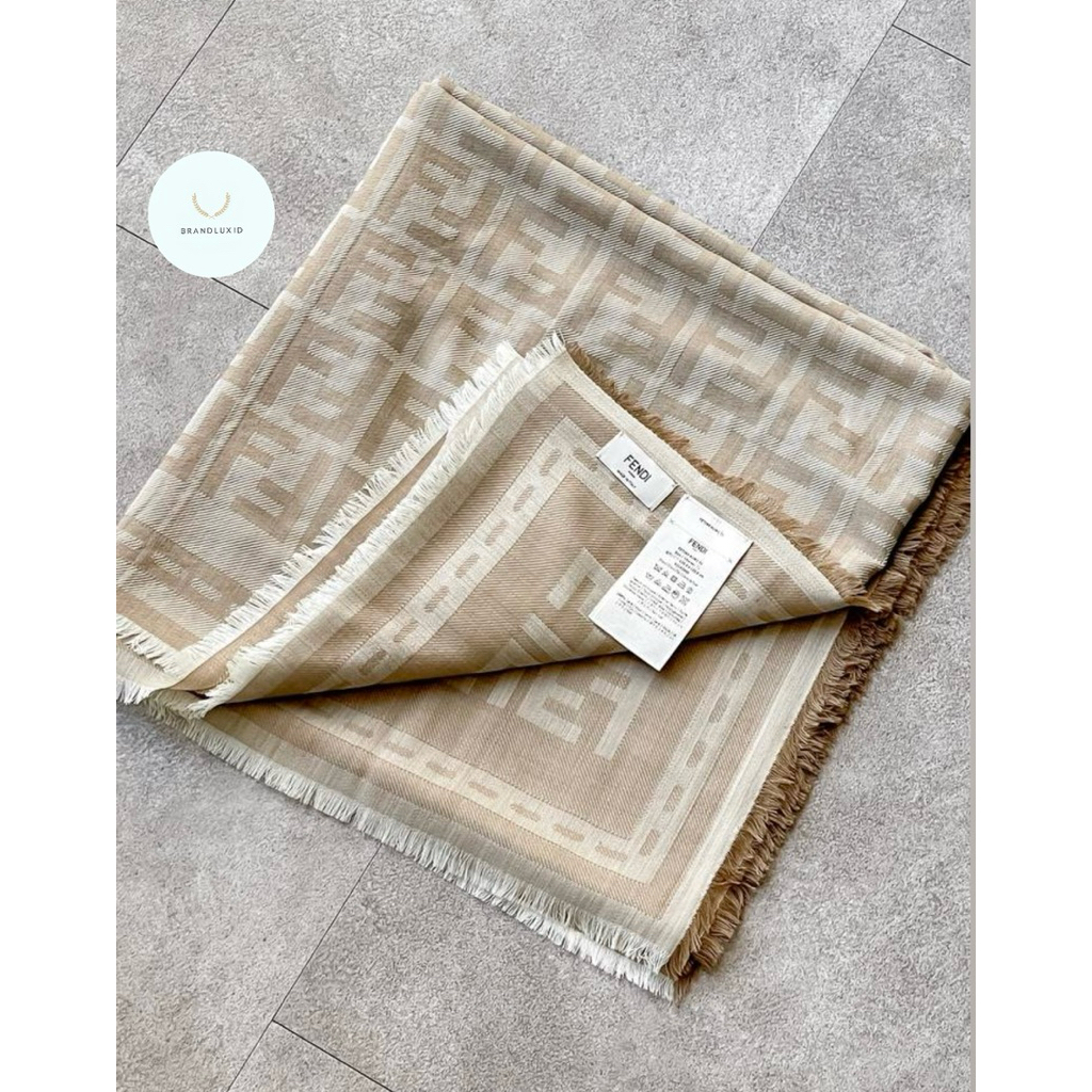 Fendi FF Scarf 135 x 135cm Dove