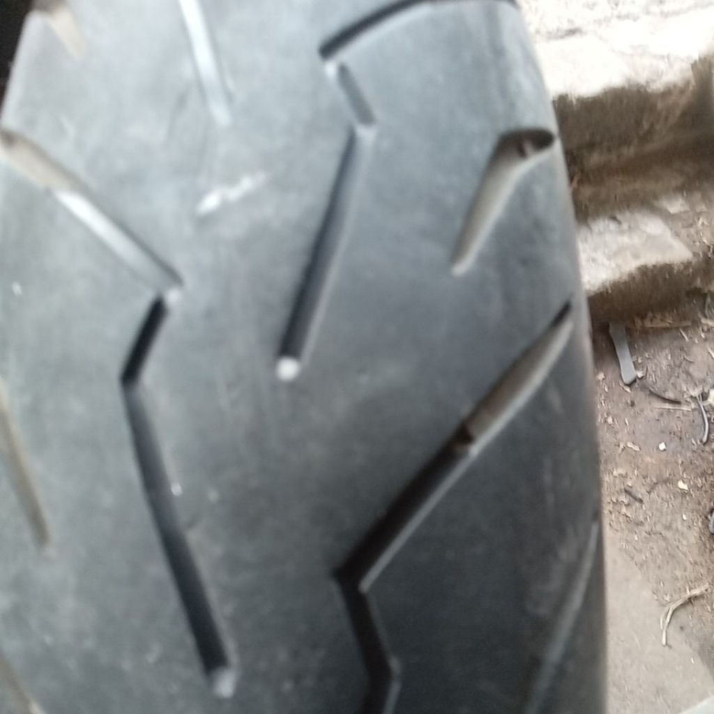 Ban luar belakang Tubeless, ukuran 120/70-14, dapat digunakan untuk ban belakang motor Vario 125, Va
