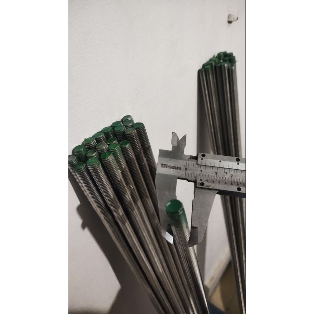 As drat M10x 1meter stainless