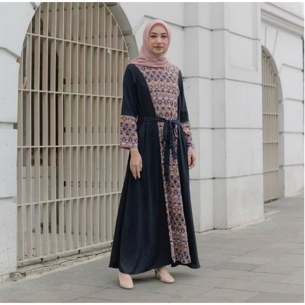 Preloved Tira Dress by Heaven_lights