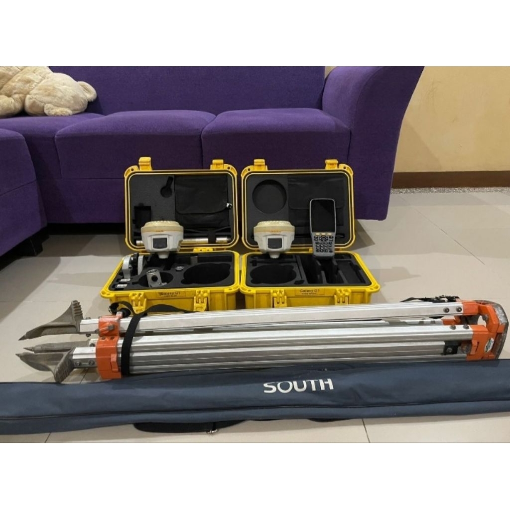 GNSS Geodetik South Galaxy G1 White Bekas Bergaransi Siap Pakai