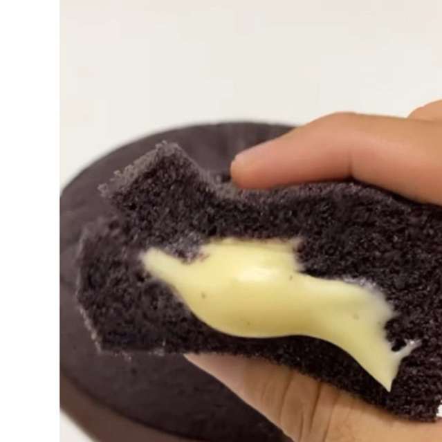 

Bolu Ketam Hitam Keju Lumer