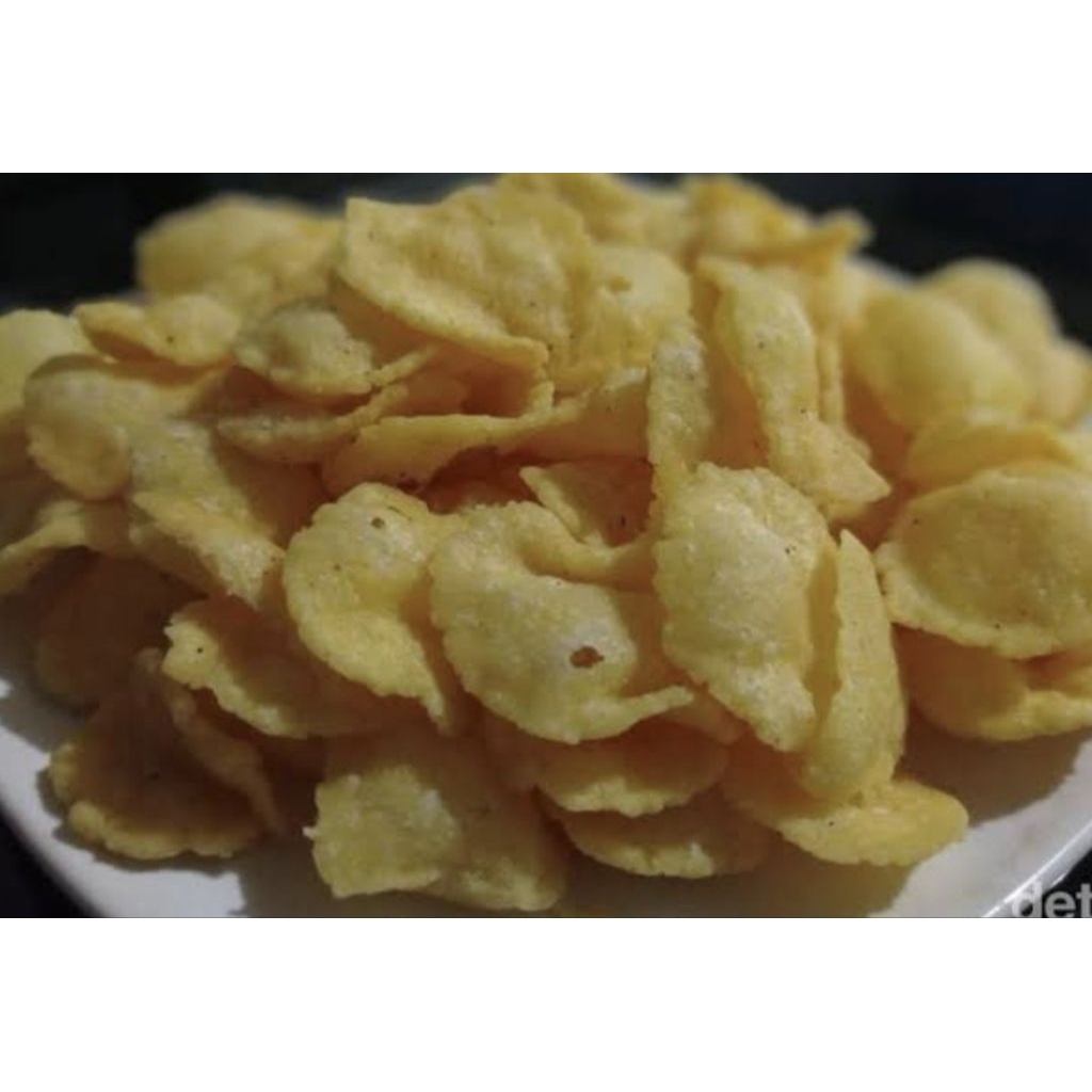 

Comet//comring kembung khas panjalu, tasik, ciamis || olahan singkong || oleh oleh khas panjalu, tasik, ciamis250gram