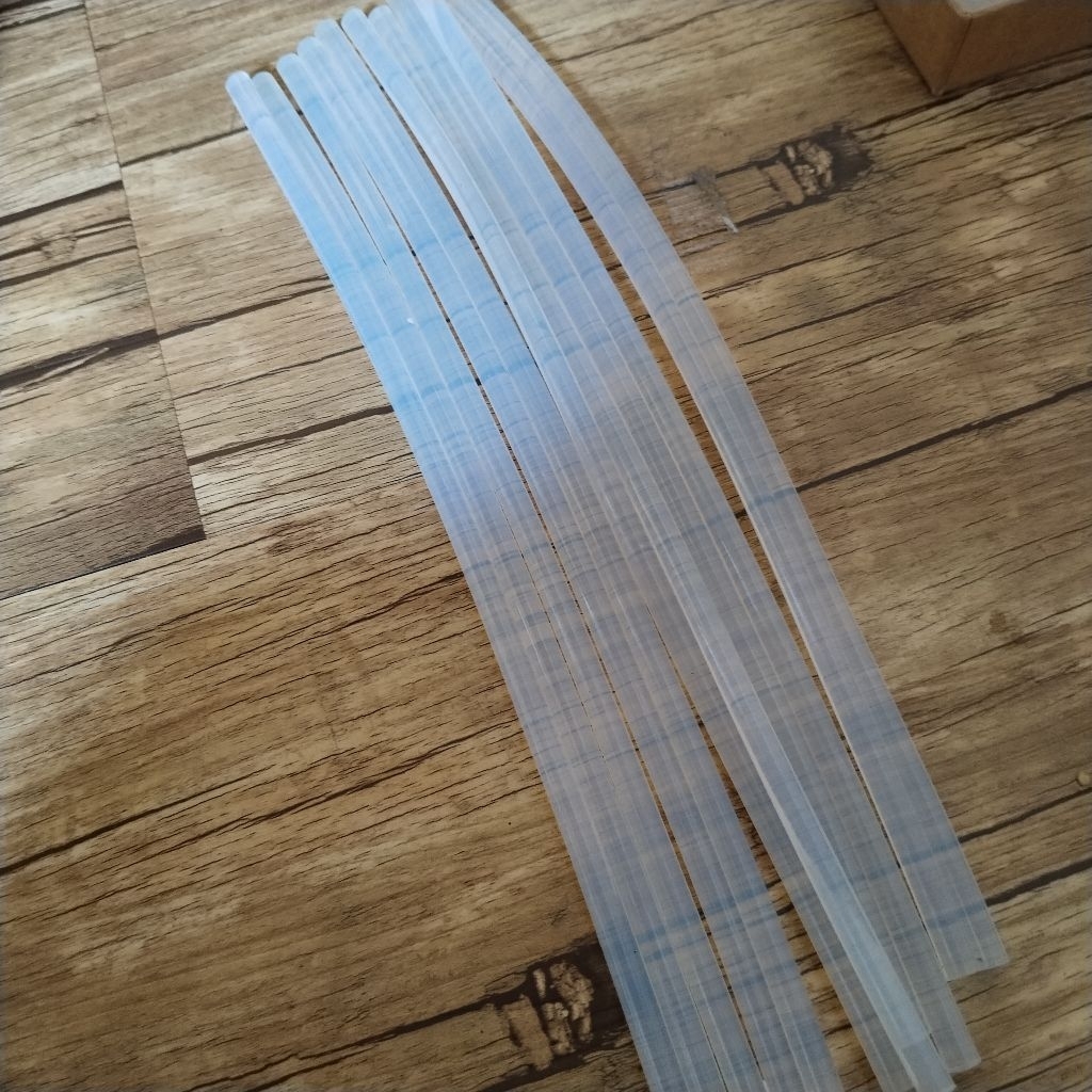 

Glue Sticks (Satuan)