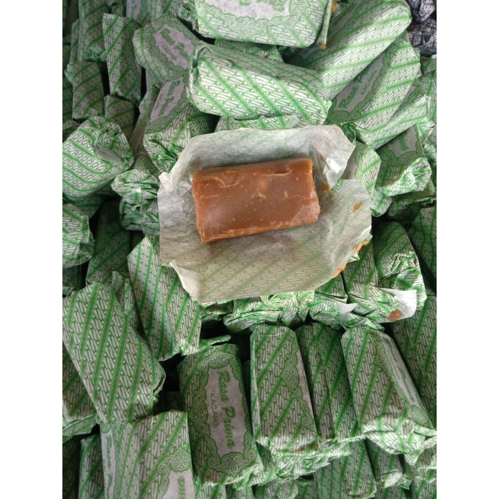 Dodol picnic prima kekinian rasa kacang 1kg juaranya dodol khas Garut yg fresh