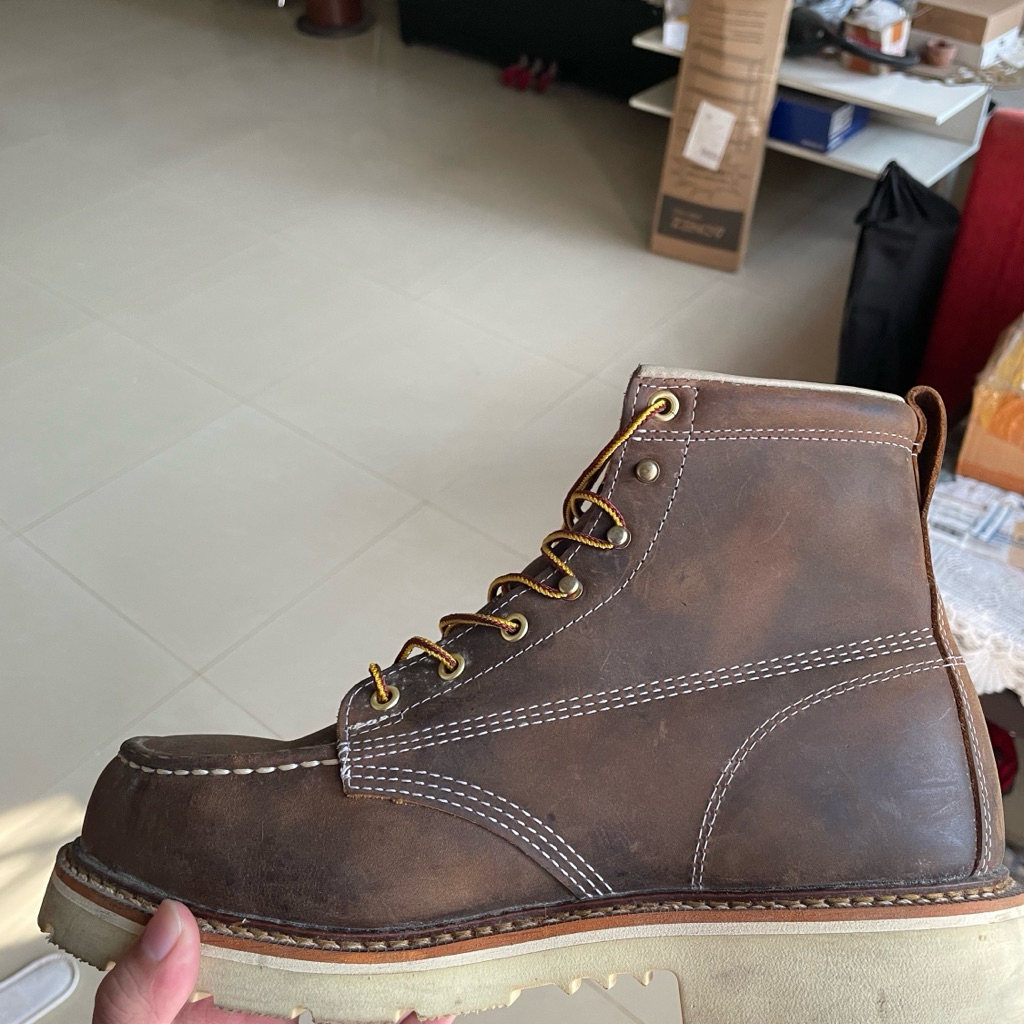 Thorogood Shoes | Dirty Brown Crazy Horse Leather Moc Toe Boots