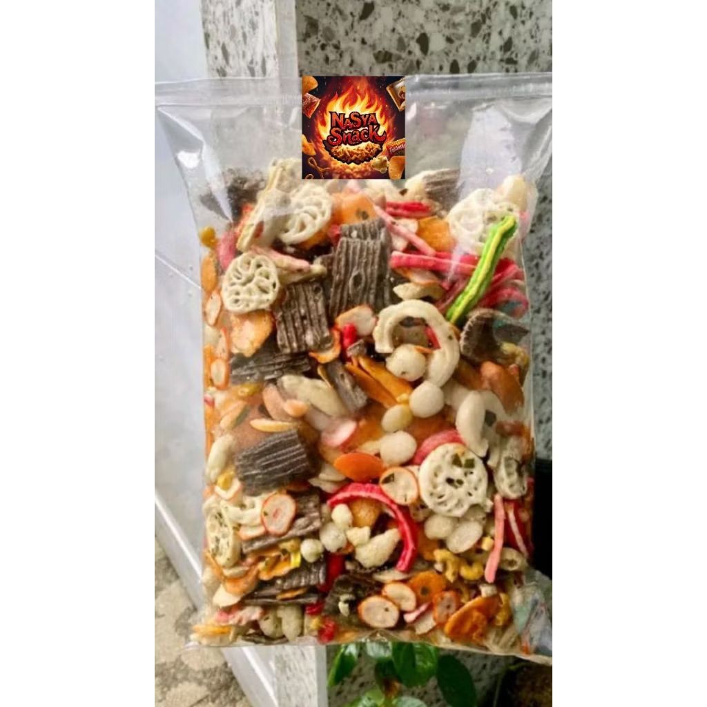 

Seblak Campur/Mix Viral Daun Jeruk Original Renyah Gurih 250gr