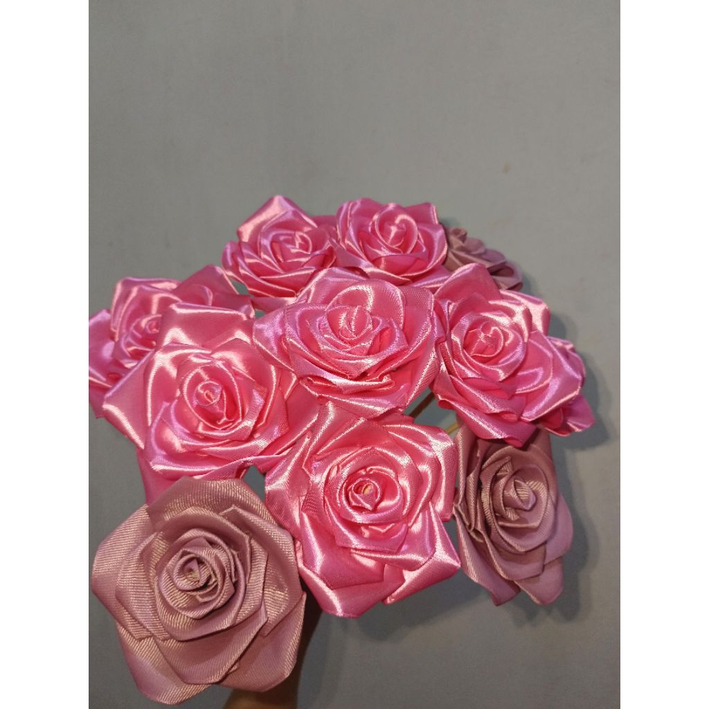 

BUNGA PITA SATIN DAN GROSGRAIN|PER TANGKAI