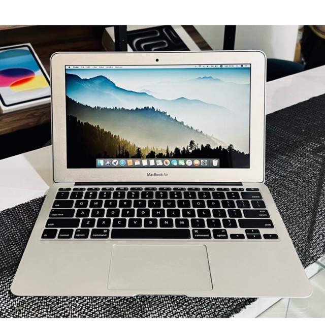 Second MacBook Air 11 inch 2015 cuma 2 Jutaan