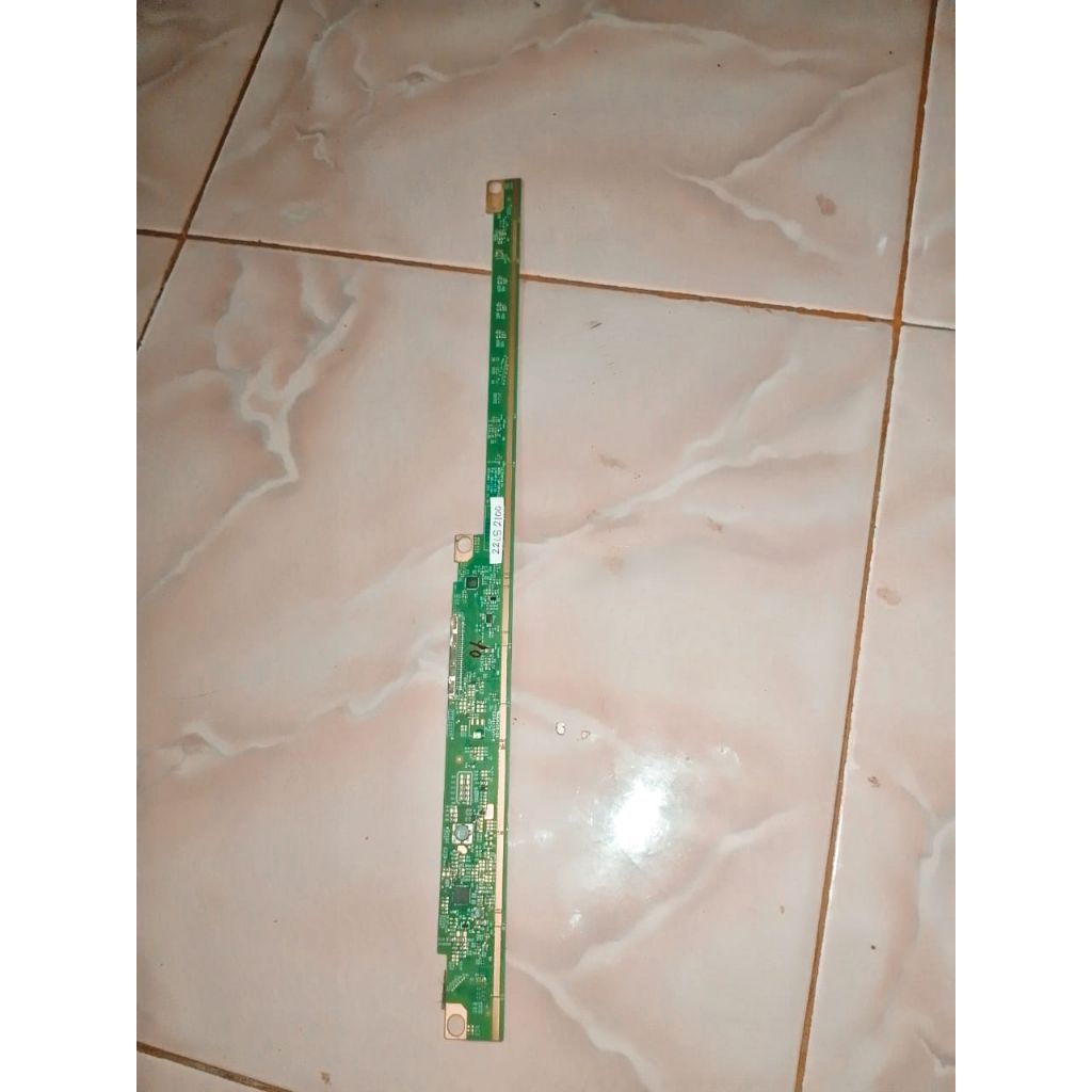 TCON TV LED LG 22LS2100