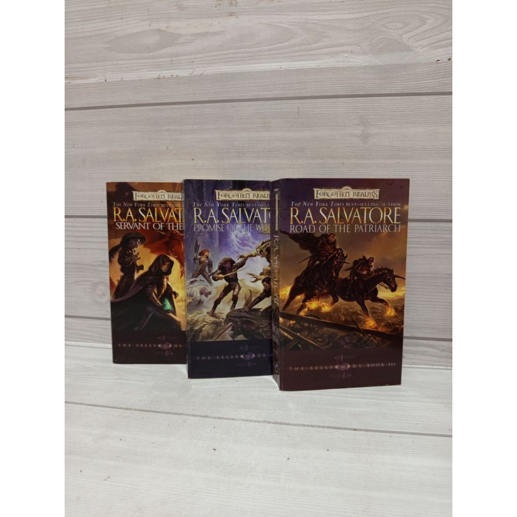 NOVEL INGGRIS dijual paket The sellswords book 1-3 by R a salvatore