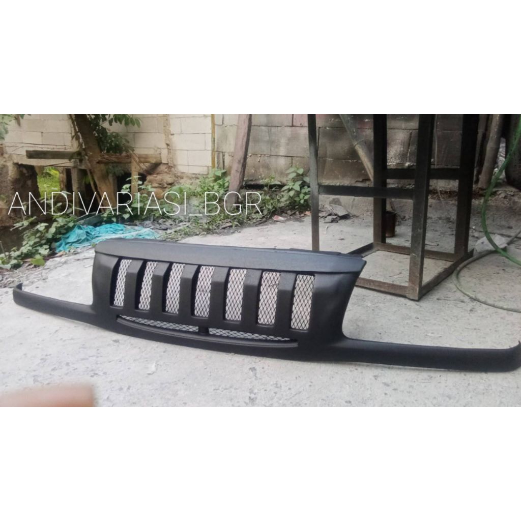 Grill Suzuki Escudo gen2 model hummer