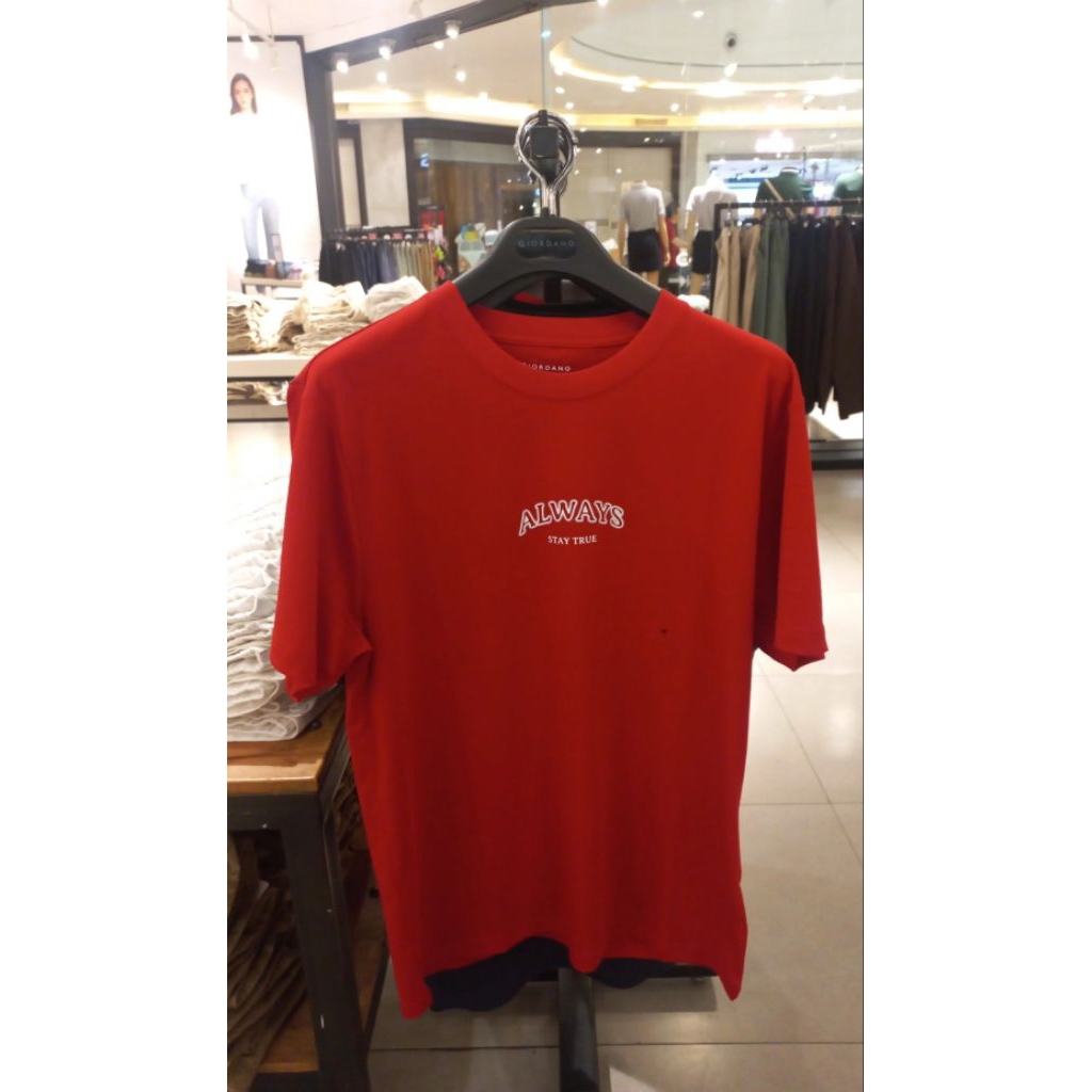 Giordano Tshirt Pria Signature Red Original 100% Size XS S M L XL XXL