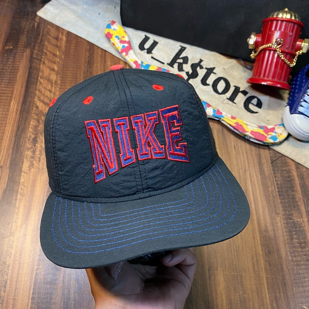 topi nike vintage