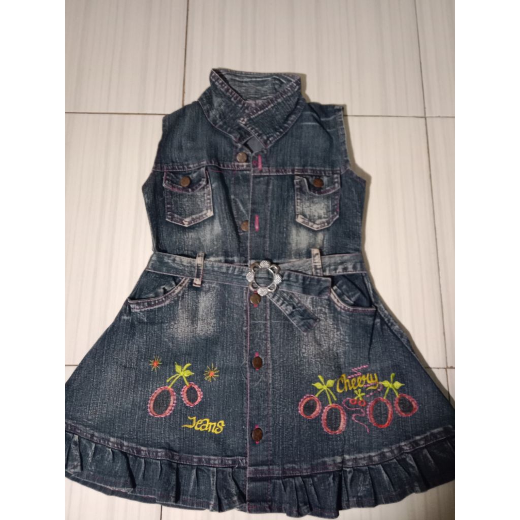 BAJU LEVIS ANAK CEWEK LUCU USIA 7-9 TAHUN MURAH PRELOVED