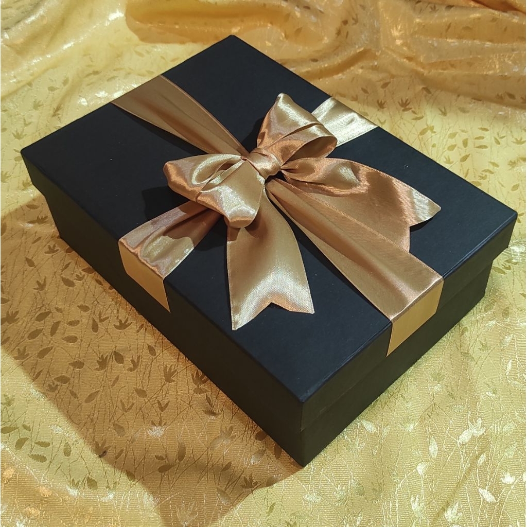 

(CFH5KG) GIFT BOX KOTAK KADO FULL HITAM TEBAL ONGKIR 5KG