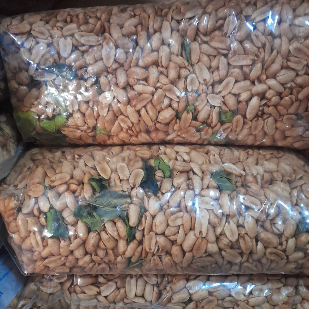 

kacang goreng aroma daun jeruk2kg