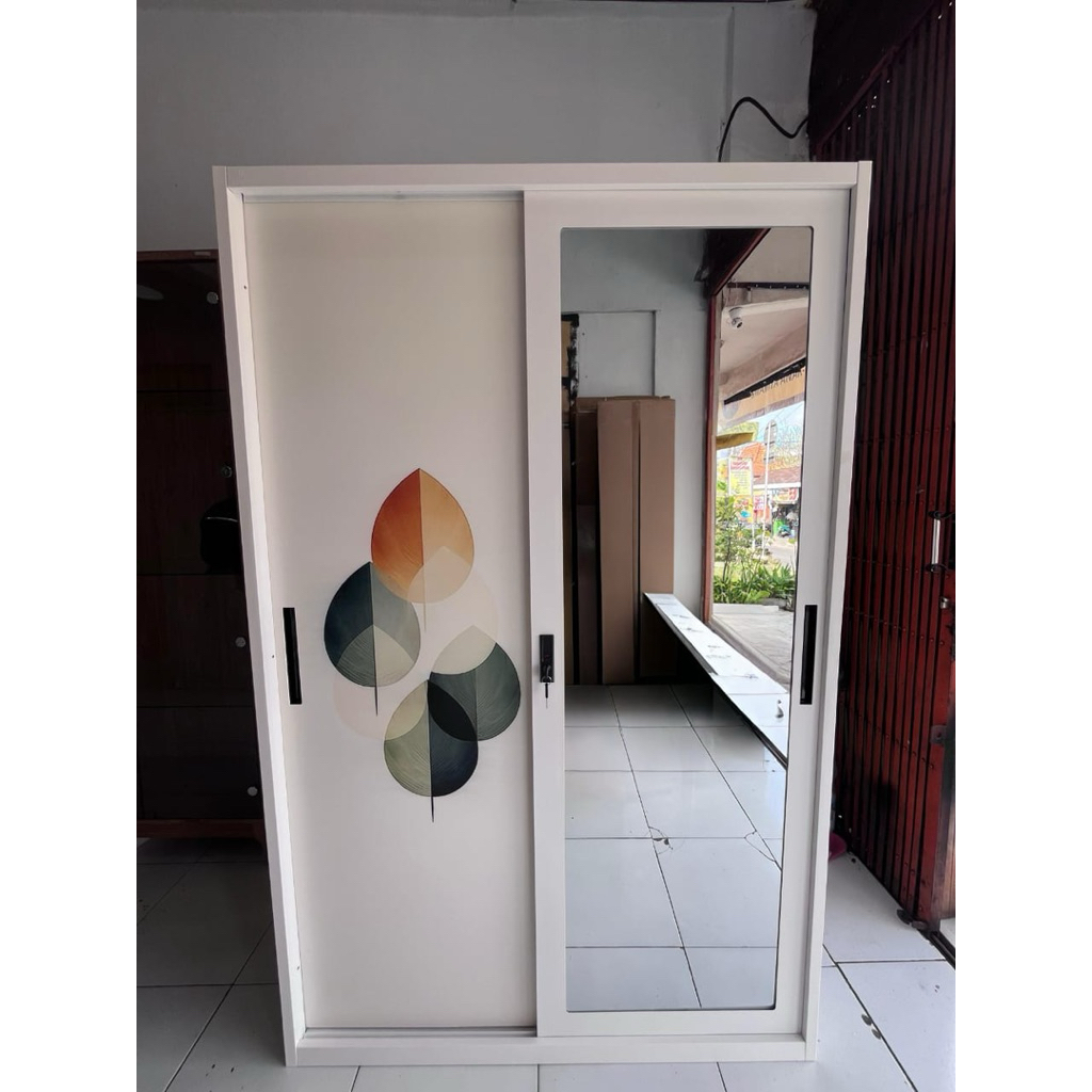 LEMARI PAKAIAN BESI 2 Pintu