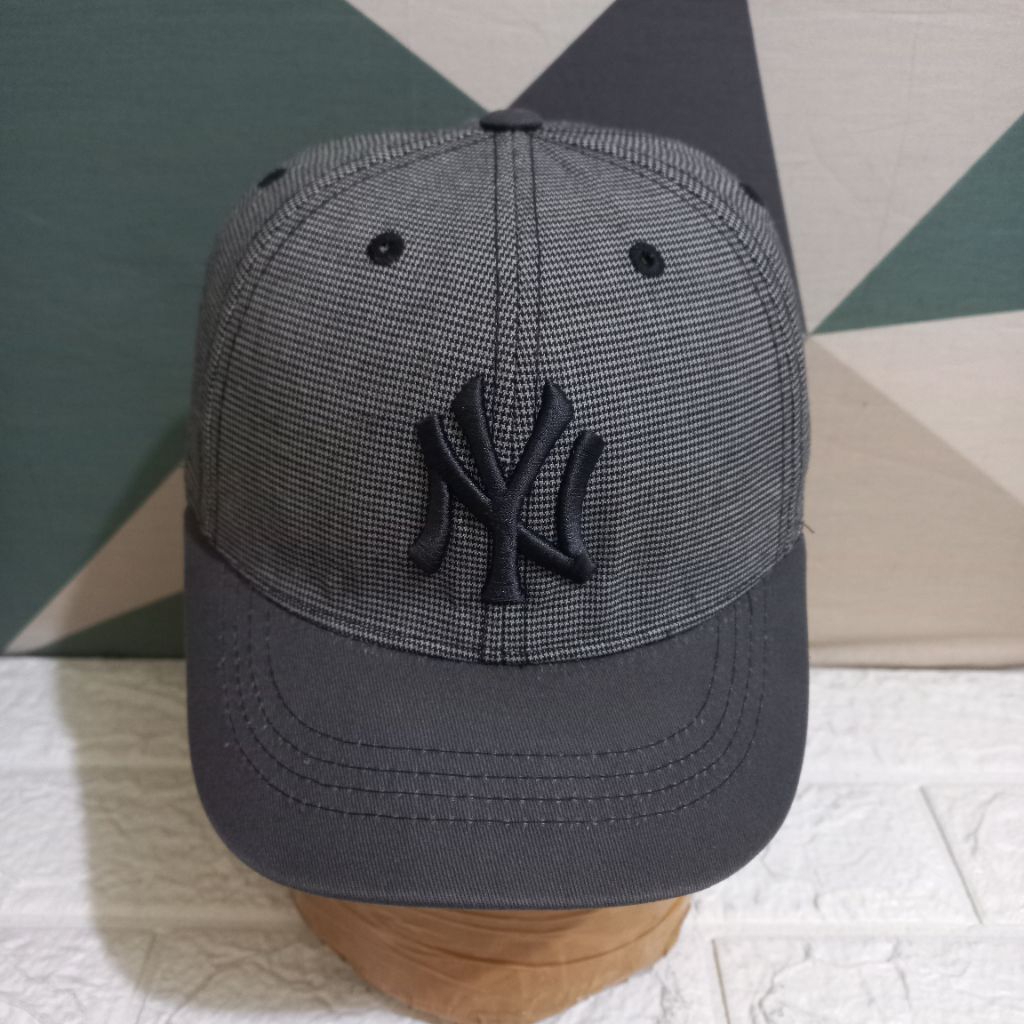 Topi Visor Pendek Topi eMLB Second Setelan stok 7044