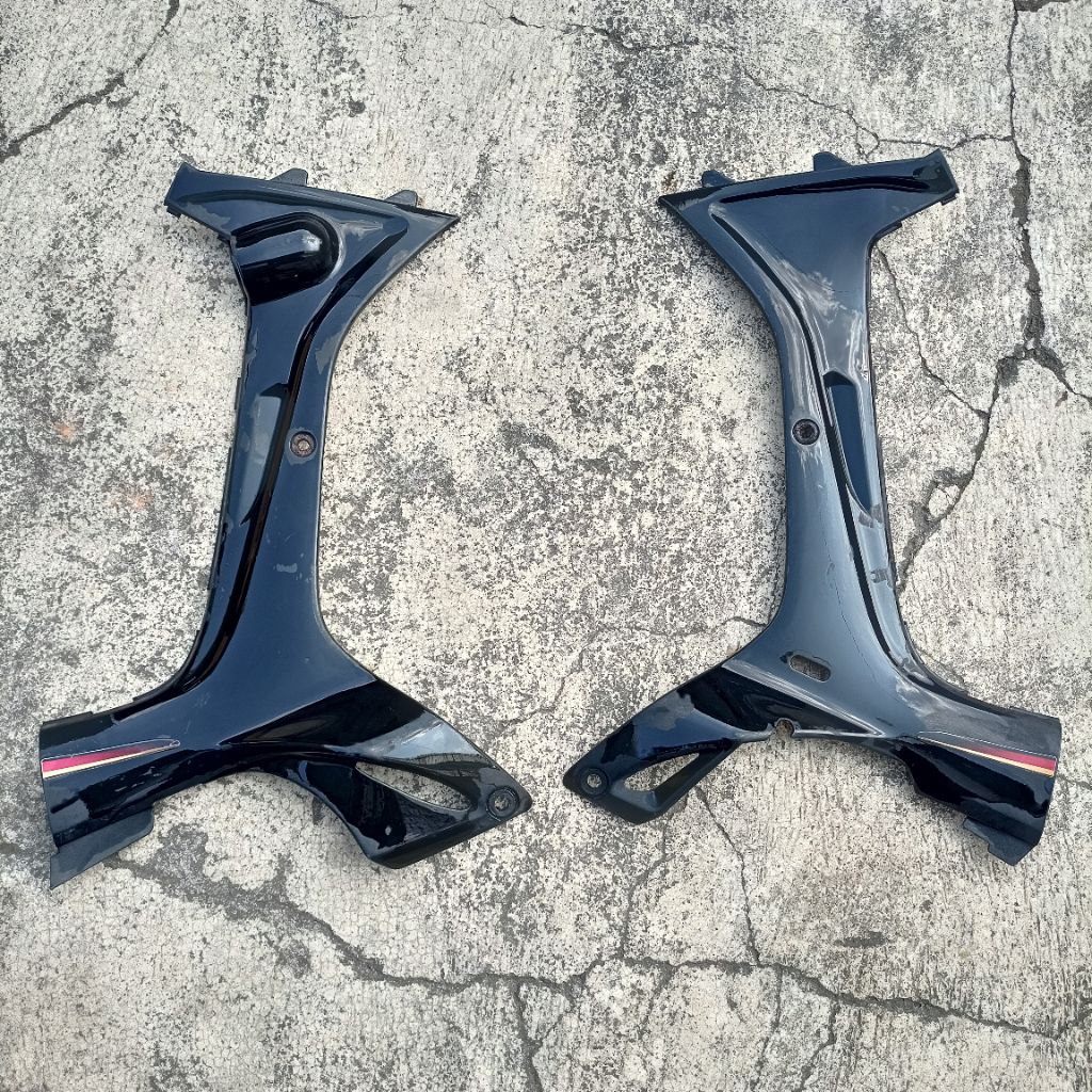 Sayap Dalam Kepangan Legshield Kontak Yamaha FizR Fiz R F1ZR Original Copotan 4US