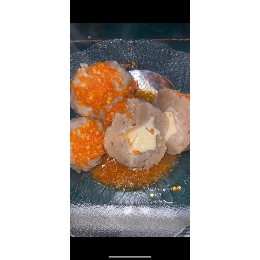 

BAKSO/BASO KEJU LELEH BY VANIA PEDAS MERCON/CHILI OIL