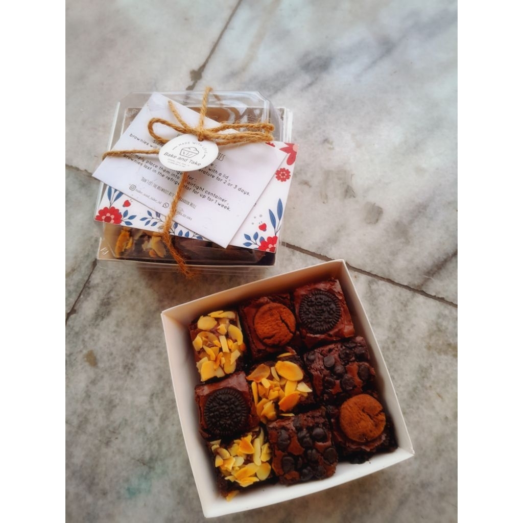 

Mini Brownies (size 10x10) - Hampers