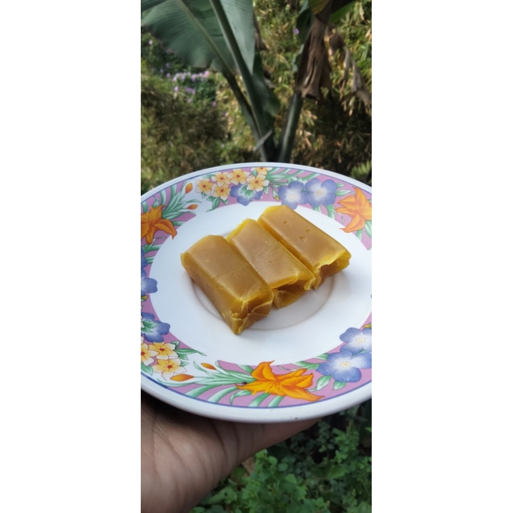 

Dodol Garut Rasa Durian 500 gram Dodol Kertas Durian Dodol Garut Asli