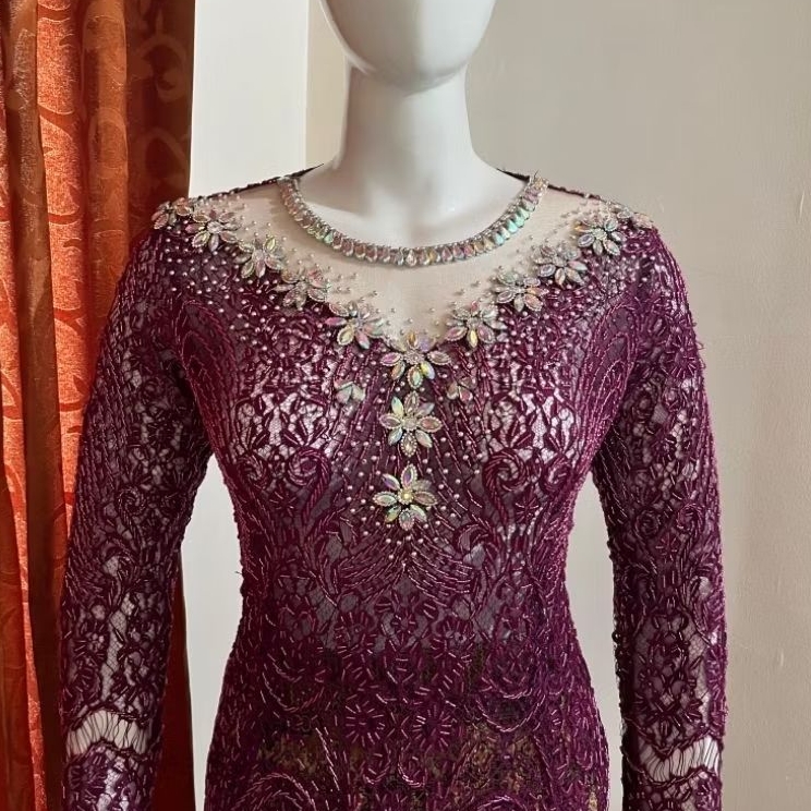 KEBAYA CANTILI - DEPAN FULL PAYET - BELAKANG PAYET SAMPAI PINGGANG