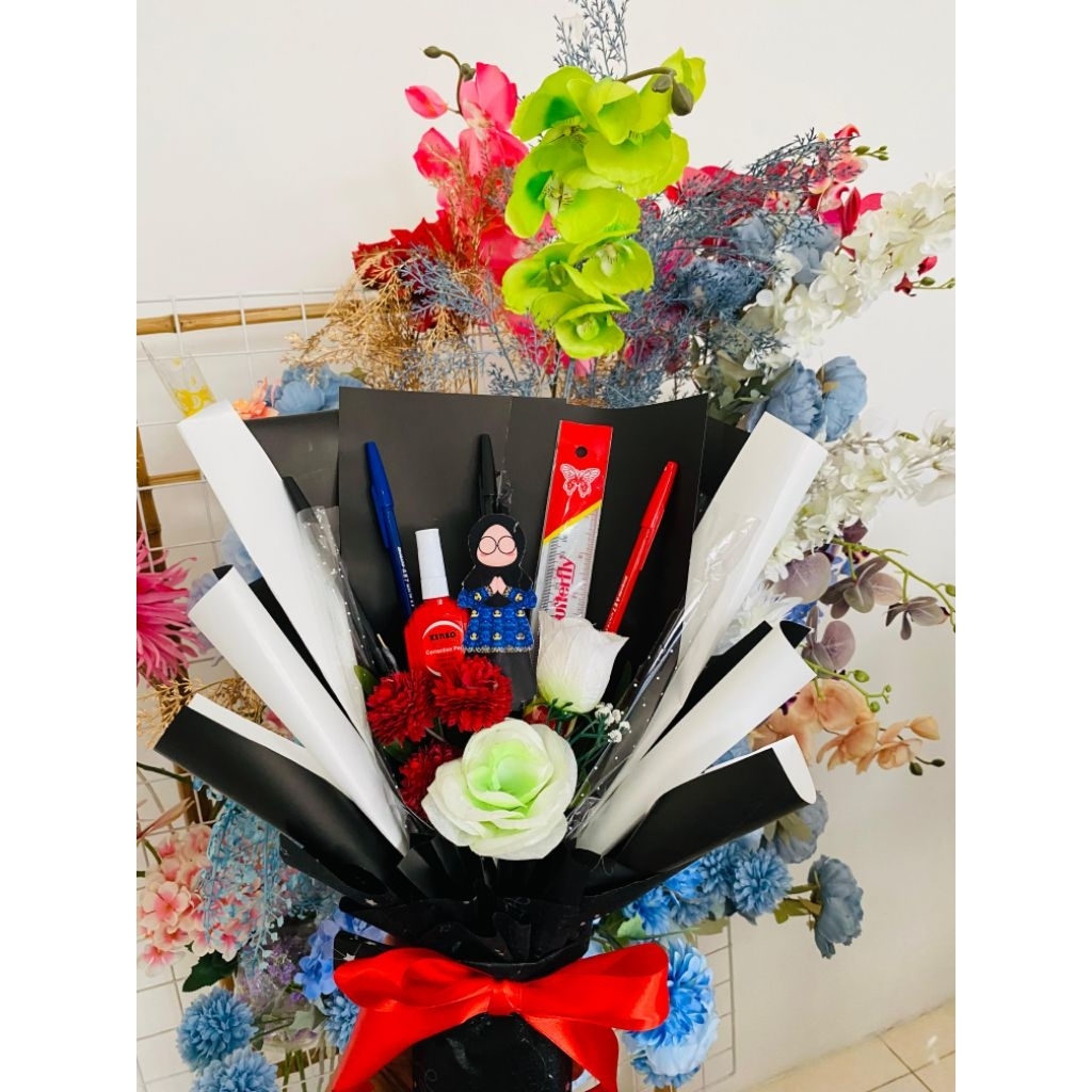 Buket alat tulis  spesial hari guru /buket hari guru