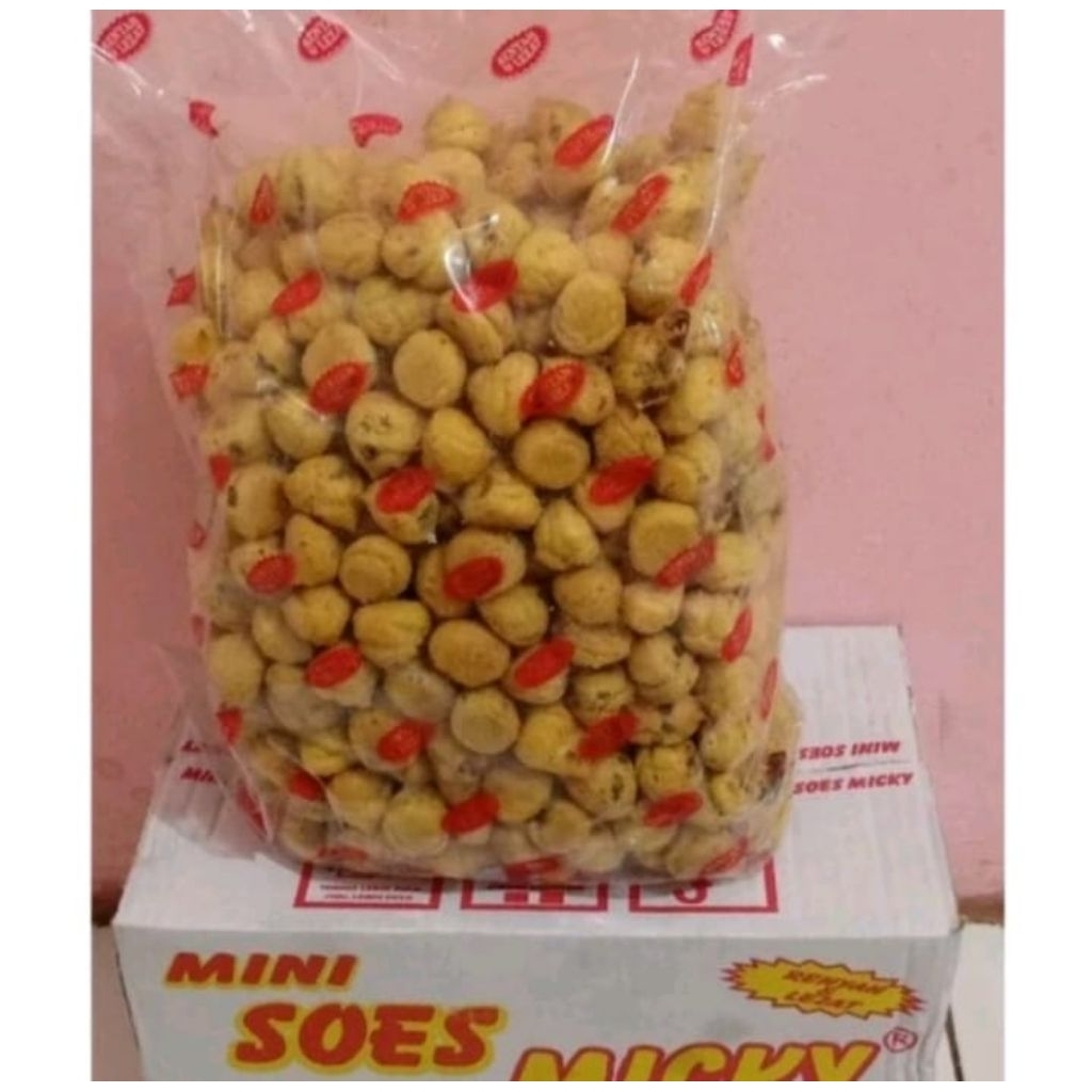 

Biskuit Kue Soes Cokelat Lumer 1kg Kue Soes Mini Lezat Coklat Lumer