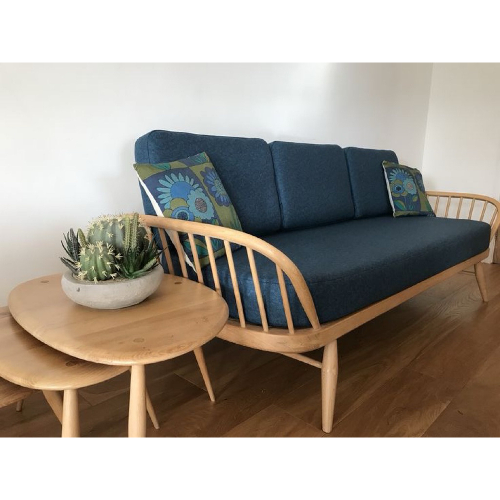 Sofa Ruang Santai Minimalis IFORA