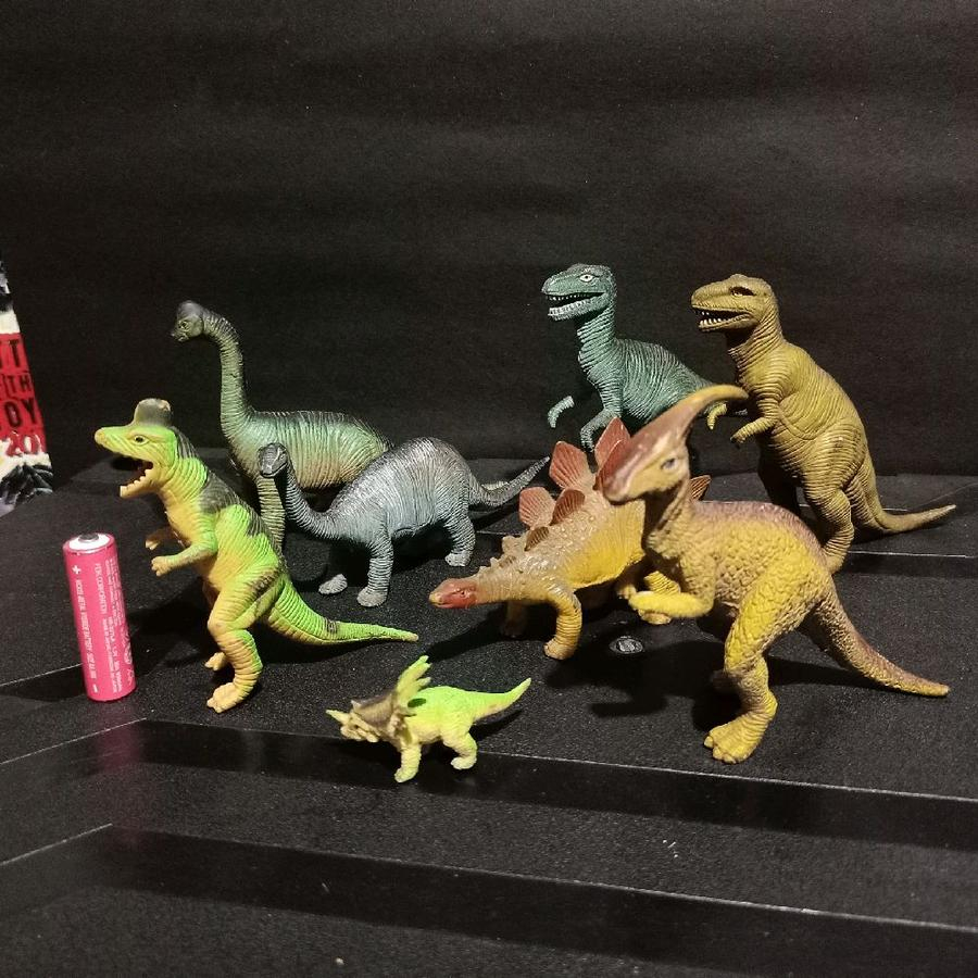 figure dinosaurus karet jadul bekas preloved set