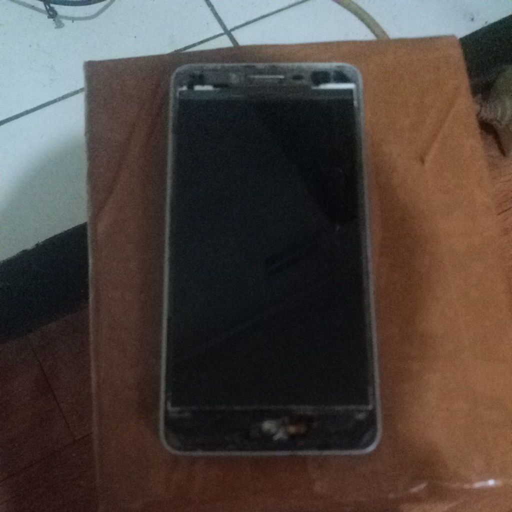 samsung j2 prime 2/16 batangan