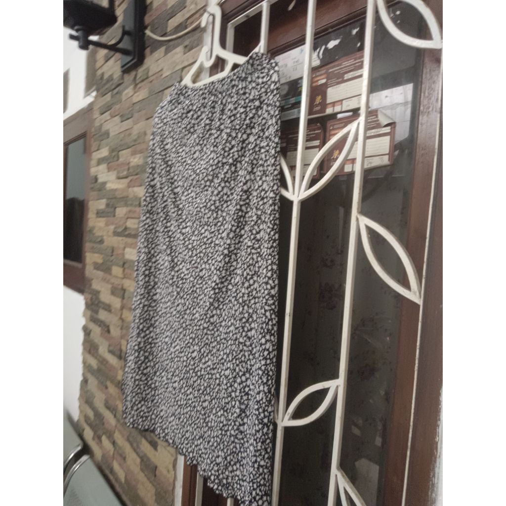 rok wanita pull and bear preloved ori