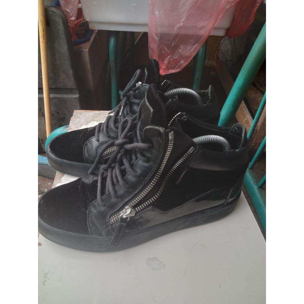 sepatu Guiseppe zanotti sz 42