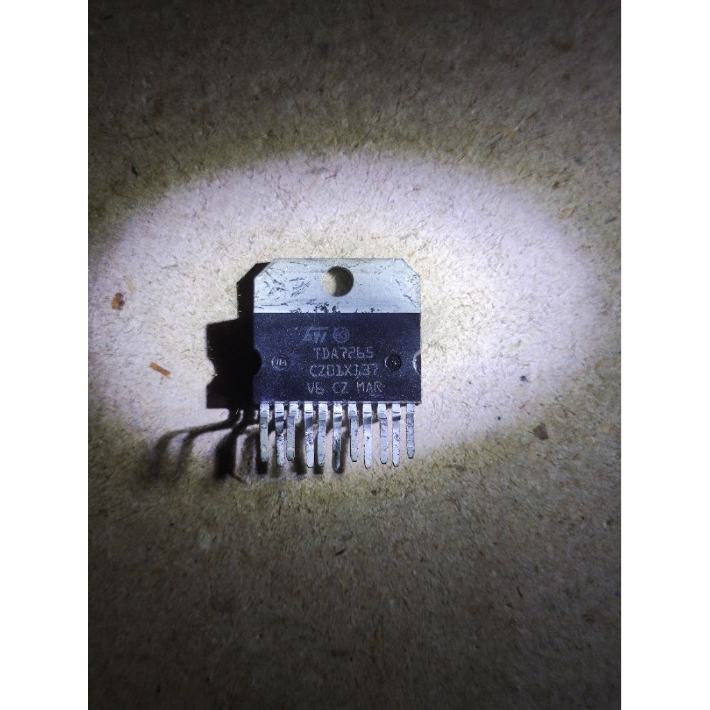 IC TDA 7265