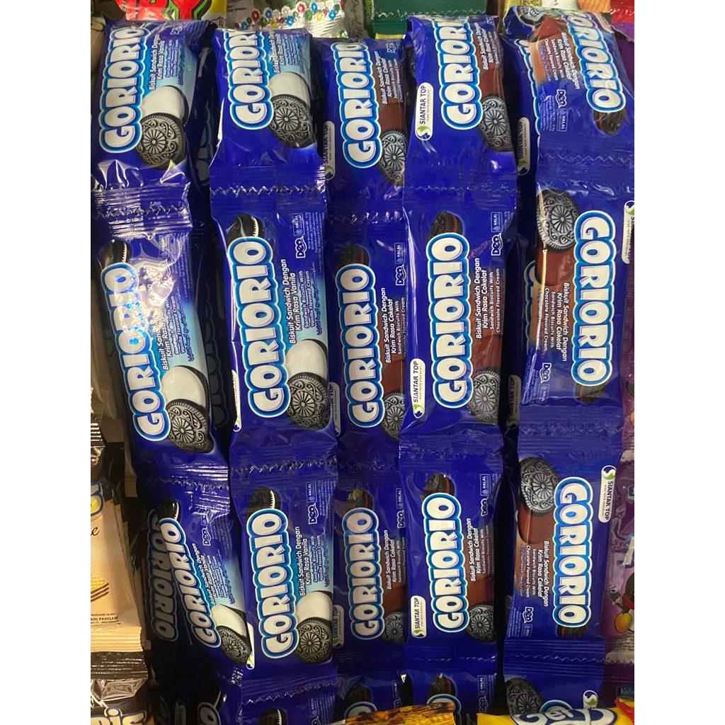 

MINI GORIORIO VANILLA COKLAT 1 Renceng 10pcs