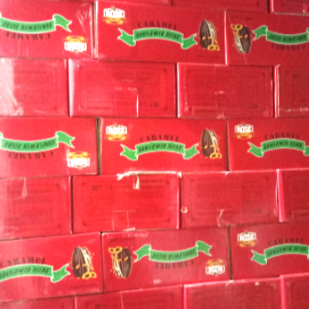 

Kuaci Matahari MANIS 1DUS ( 4kg ) Kwaci Matahari Sunflower Seeds Caramel Flavor