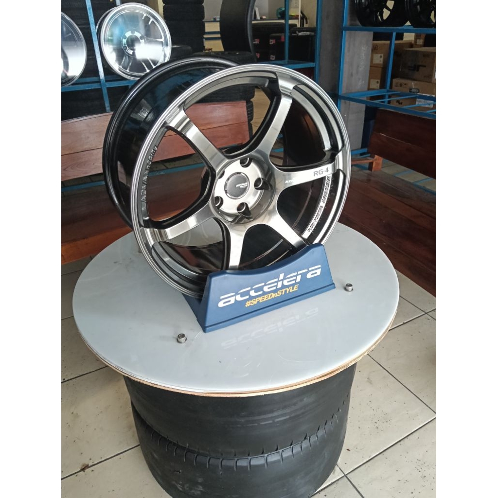 Velg R18 RGD 4 pcd 5x114