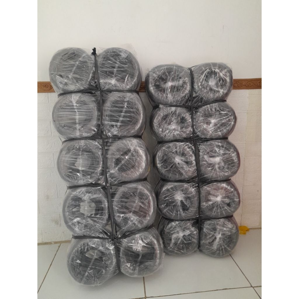 

tali rafia plastik premium bola dunia 1 kg