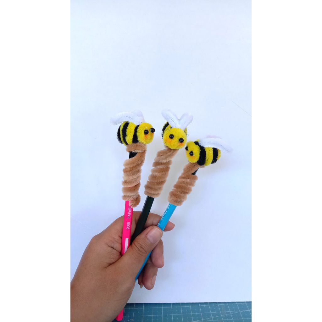

hiasan pensil/bolpoin kawat bulu/pipecleaner
