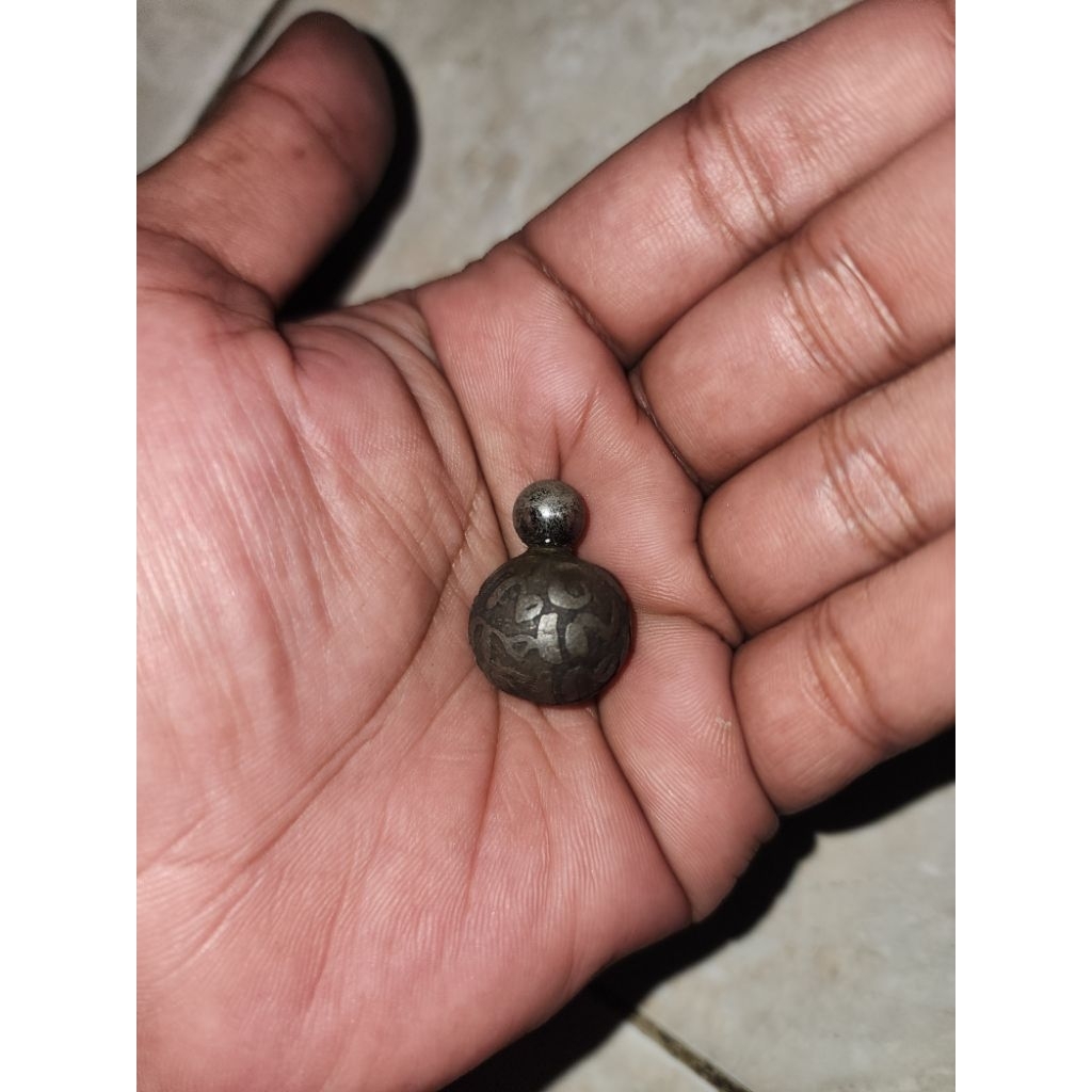 barang jadul peninggalan mbah unik kuno logam antik langka