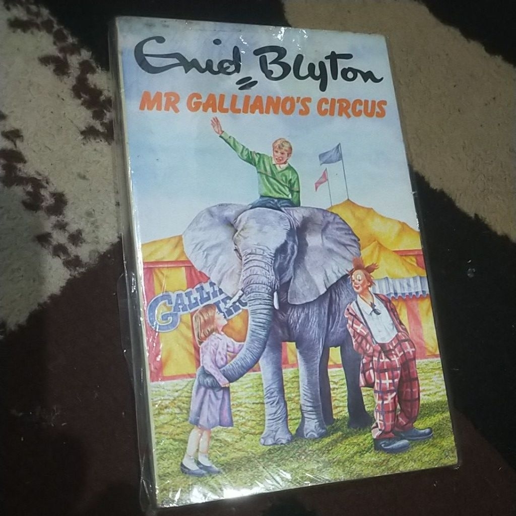 Novel Berbhs Inggris ENID BLYTON - MR. GALLIANO'S CIRCUS