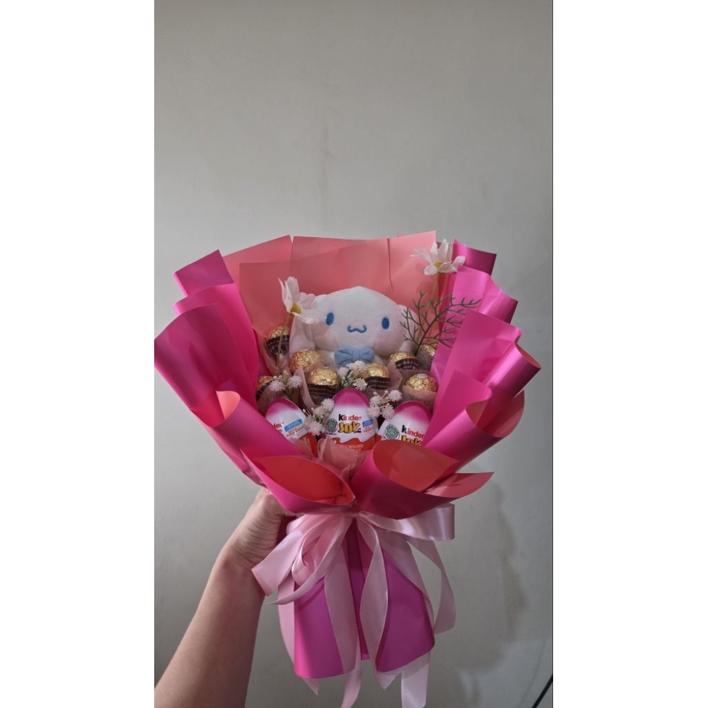 

Buket Hadiah Ulang Tahun Graduation Anak Mainan Kinder Joy Coklat Hotwheels